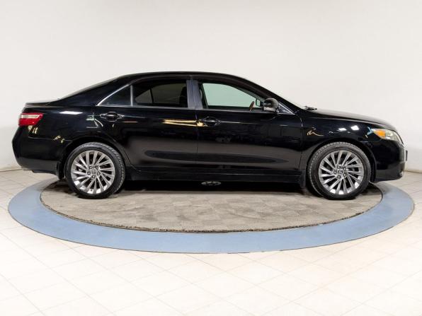 Toyota Camry VI (XV40) Рестайлинг с пробегом 2011 года, цена 1 365 000 рублей, 245000 км, седан, Автокод Объявления