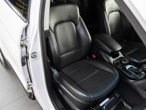 Hyundai Santa Fe III Рестайлинг с пробегом 2016 года, цена 2 330 000 рублей, 140545 км, внедорожник, Автокод Объявления