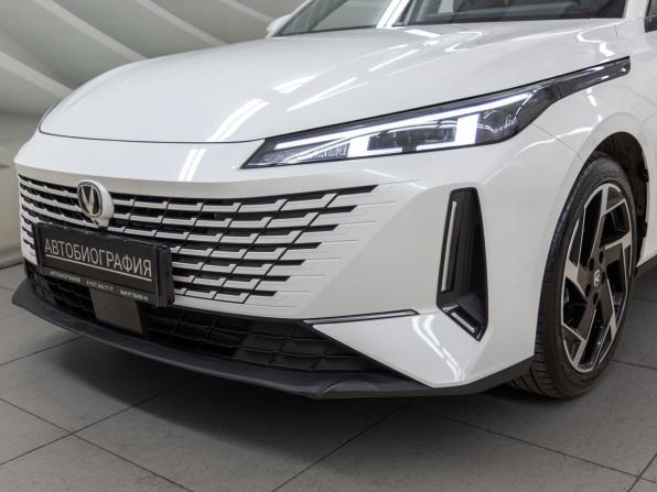 Changan Lamore с пробегом 2024 года, цена 2 098 000 рублей, 24374 км, седан, Автокод Объявления