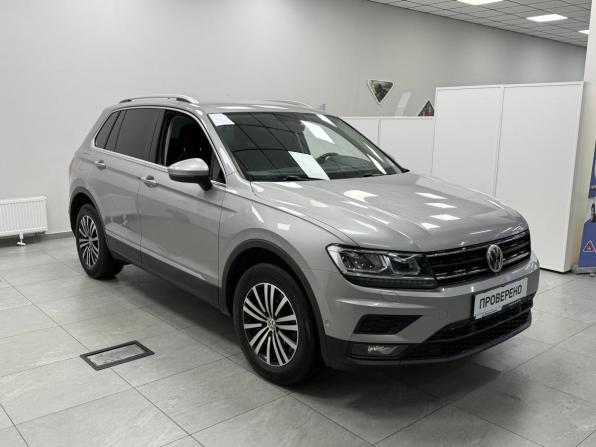 Volkswagen Tiguan II с пробегом 2018 года, цена 2 500 000 рублей, 144000 км, внедорожник, Автокод Объявления