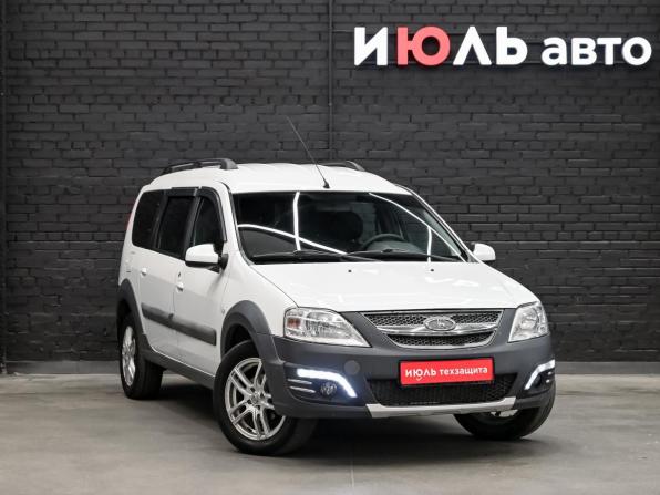 Lada (ВАЗ) Largus I с пробегом 2019 года, цена 940 000 рублей, 150858 км, универсал, Автокод Объявления
