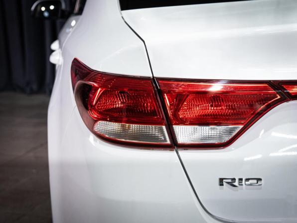 Kia Rio IV с пробегом 2020 года, цена 1 410 000 рублей, 93817 км, седан, Автокод Объявления