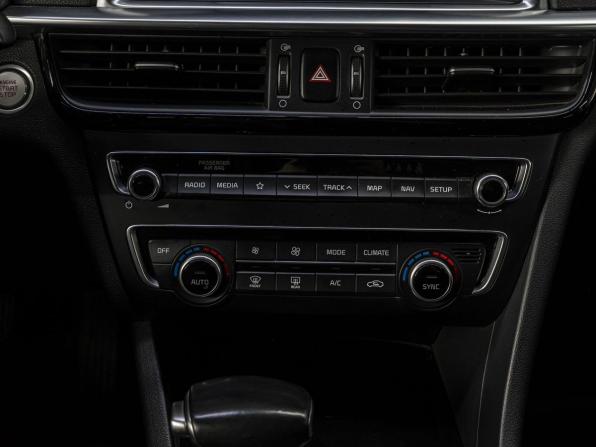 Kia Optima IV Рестайлинг с пробегом 2019 года, цена 1 950 000 рублей, 157708 км, седан, Автокод Объявления
