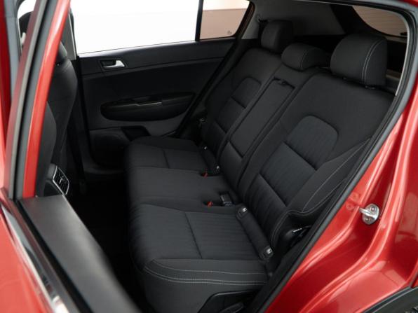 Kia Sportage IV с пробегом 2018 года, цена 1 848 055 рублей, 84992 км, внедорожник, Автокод Объявления