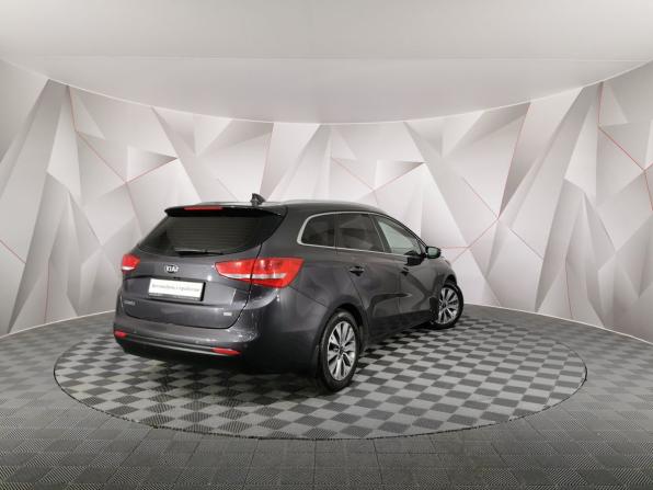 Kia Ceed II Рестайлинг с пробегом 2018 года, цена 1 329 000 рублей, 141214 км, универсал, Автокод Объявления