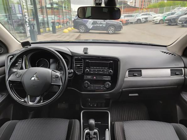 Mitsubishi Outlander III Рестайлинг 2 с пробегом 2017 года, цена 1 976 000 рублей, 127268 км, внедорожник, Автокод Объявления