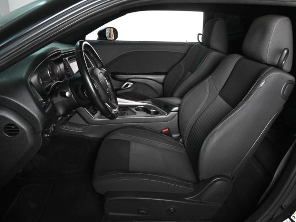 Dodge Challenger III Рестайлинг 2 с пробегом 2018 года, цена 3 649 000 рублей, 63345 км, купе, Автокод Объявления
