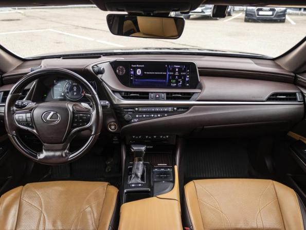 Lexus ES VII с пробегом 2019 года, цена 3 599 000 рублей, 120000 км, седан, Автокод Объявления