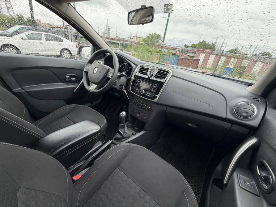 Renault Logan II Санкт-Петербург  - изображение 9