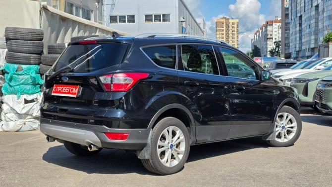 Ford Kuga II Рестайлинг с пробегом 2017 года, цена 1 699 000 рублей, 157000 км, внедорожник, Автокод Объявления