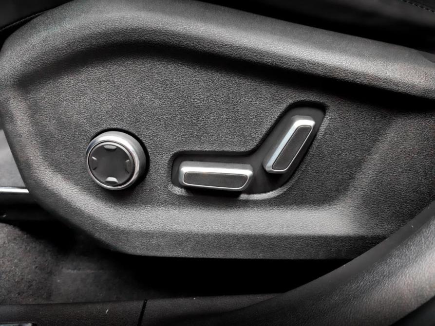 Geely Monjaro I Москва  - изображение 21