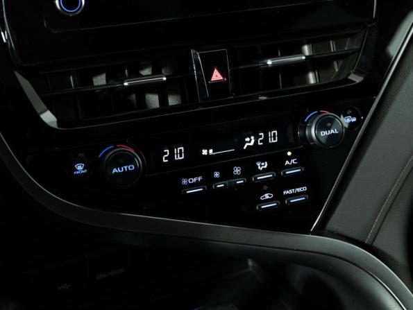 Toyota Camry VIII (XV70) Рестайлинг с пробегом 2021 года, цена 2 899 700 рублей, 61626 км, седан, Автокод Объявления