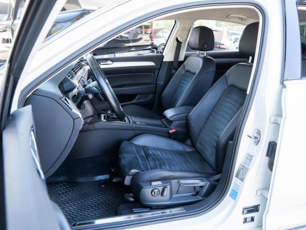 Volkswagen Passat B8 с пробегом 2016 года, цена 2 450 000 рублей, 109094 км, седан, Автокод Объявления