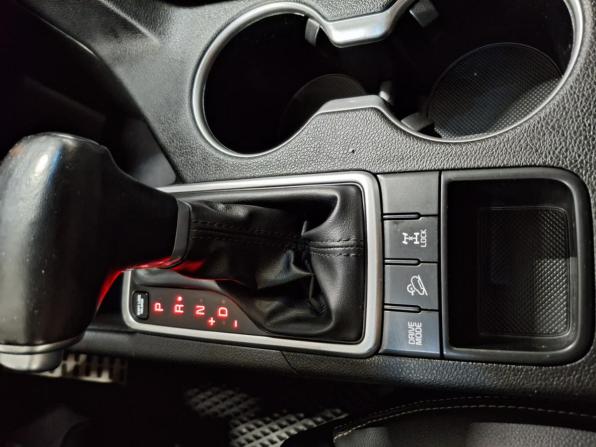 Kia Sportage IV Рестайлинг с пробегом 2019 года, цена 2 420 000 рублей, 76988 км, внедорожник, Автокод Объявления