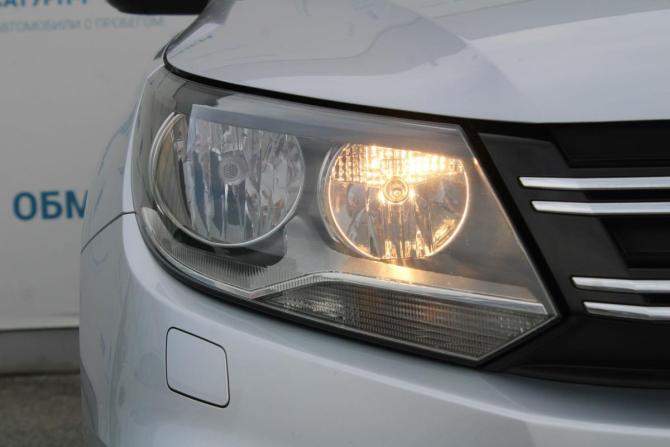 Volkswagen Tiguan I Рестайлинг с пробегом 2013 года, цена 1 100 000 рублей, 145000 км, внедорожник, Автокод Объявления