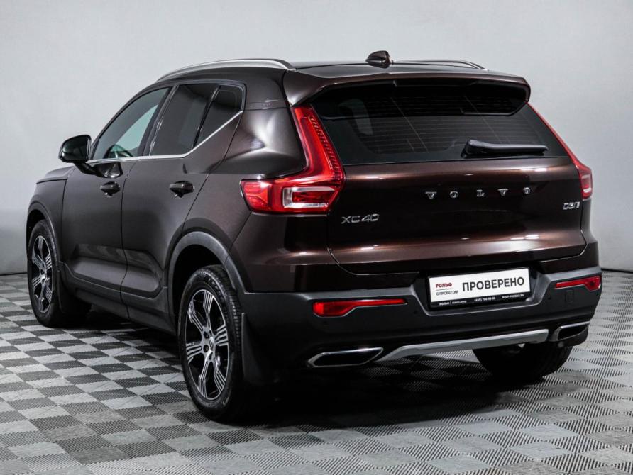 Volvo XC40 I Москва  - изображение 7