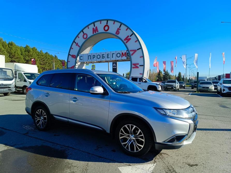 Mitsubishi Outlander III Рестайлинг 3 Тюмень  - изображение 1