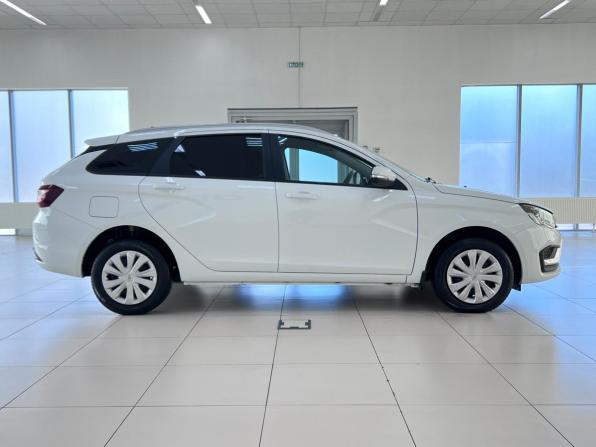 Lada (ВАЗ) Vesta I Рестайлинг (NG) с пробегом 2024 года, цена 1 199 000 рублей, 45490 км, универсал, Автокод Объявления