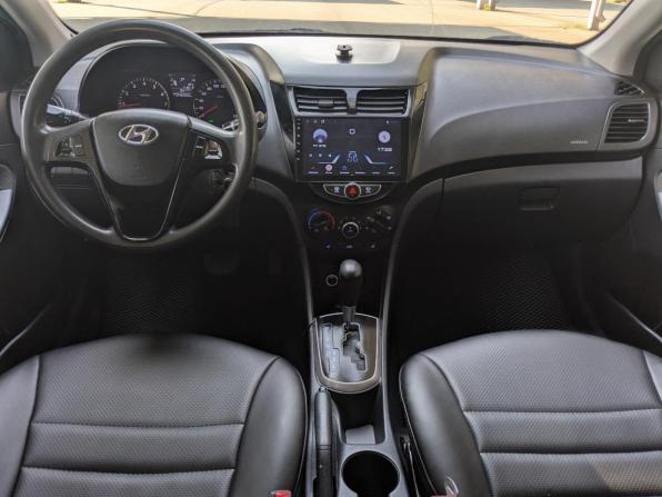 Hyundai Solaris I с пробегом 2011 года, цена 648 900 рублей, 242000 км, седан, Автокод Объявления