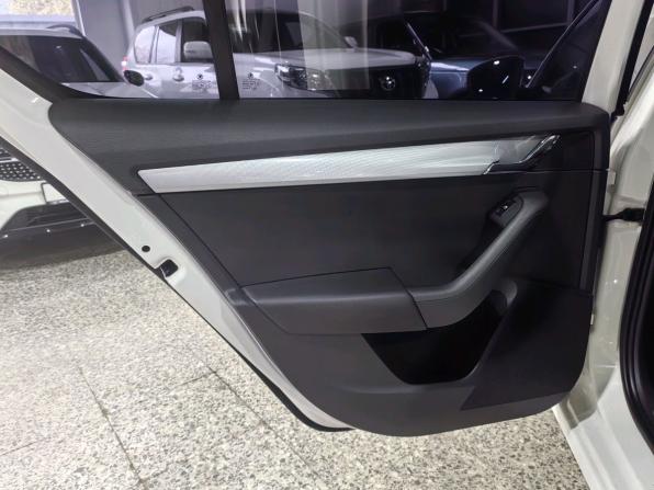 Skoda Octavia III (A7) с пробегом 2013 года, цена 769 000 рублей, 258000 км, лифтбек, Автокод Объявления