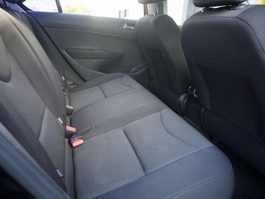 Peugeot 408 I Москва  - изображение 9