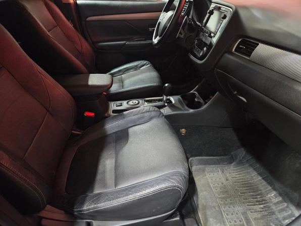 Mitsubishi Outlander III Рестайлинг с пробегом 2014 года, цена 1 449 000 рублей, 184237 км, внедорожник, Автокод Объявления