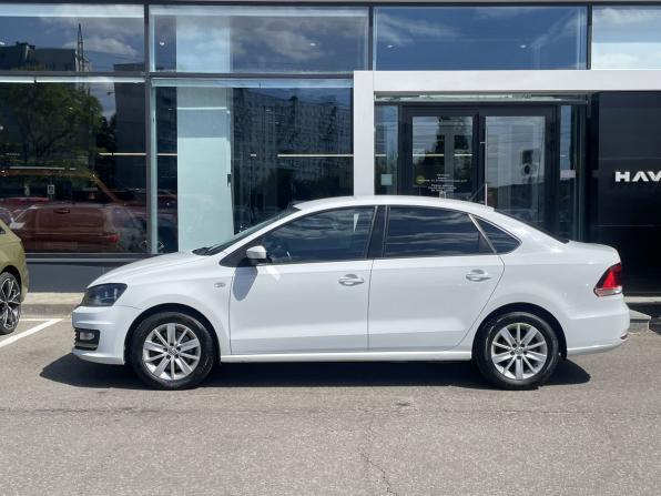 Volkswagen Polo V Рестайлинг с пробегом 2016 года, цена 1 199 000 рублей, 127935 км, седан, Автокод Объявления