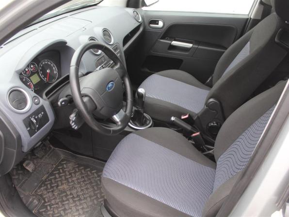 Ford Fusion I Рестайлинг с пробегом 2007 года, цена 570 000 рублей, 73183 км, хэтчбек, Автокод Объявления