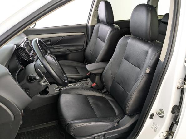 Mitsubishi Outlander III Рестайлинг с пробегом 2014 года, цена 1 750 000 рублей, 210200 км, внедорожник, Автокод Объявления