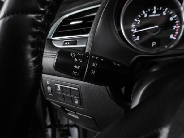 Mazda 6 III (GJ) Рестайлинг с пробегом 2017 года, цена 2 396 000 рублей, 55628 км, седан, Автокод Объявления