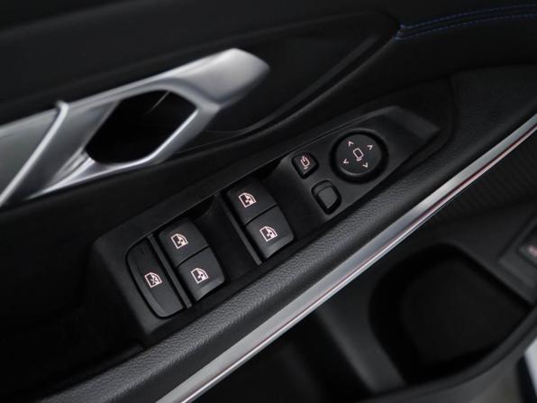 BMW 3 серии VII (G2x) с пробегом 2019 года, цена 3 670 000 рублей, 119332 км, седан, Автокод Объявления