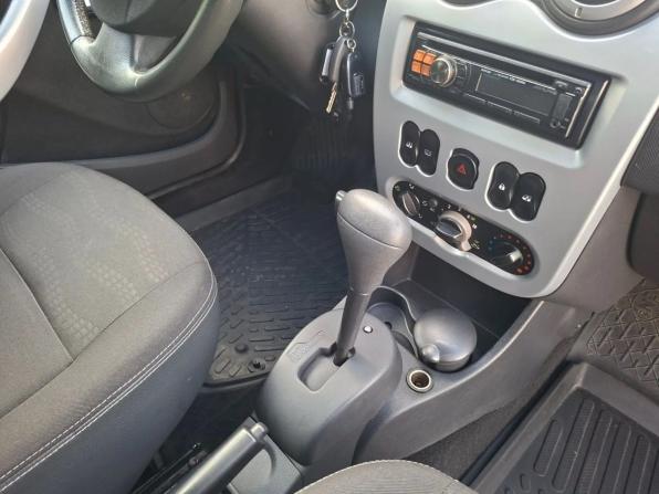 Renault Sandero I с пробегом 2011 года, цена 740 000 рублей, 107000 км, хэтчбек, Автокод Объявления