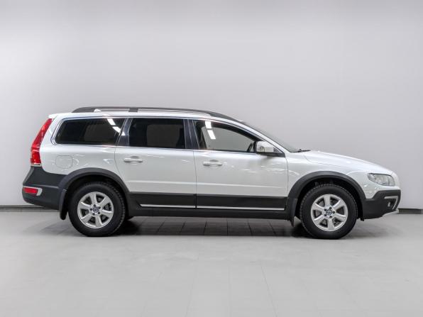 Volvo XC70 II Рестайлинг с пробегом 2014 года, цена 2 647 500 рублей, 106471 км, универсал, Автокод Объявления