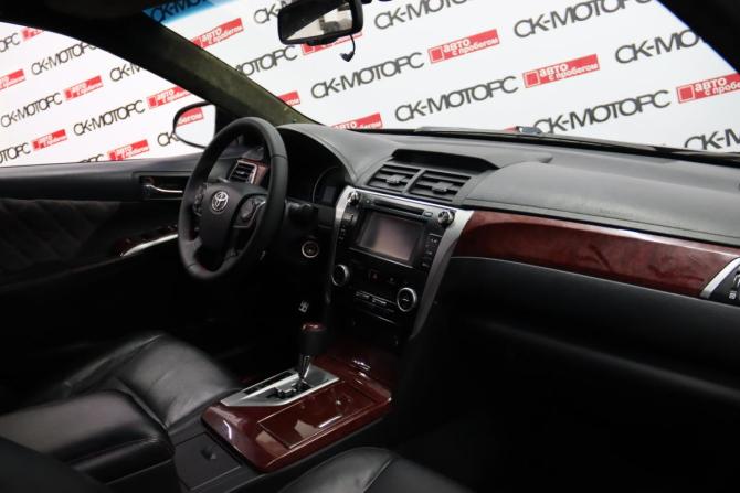 Toyota Camry VII (XV50) с пробегом 2012 года, цена 1 295 950 рублей, 277120 км, седан, Автокод Объявления