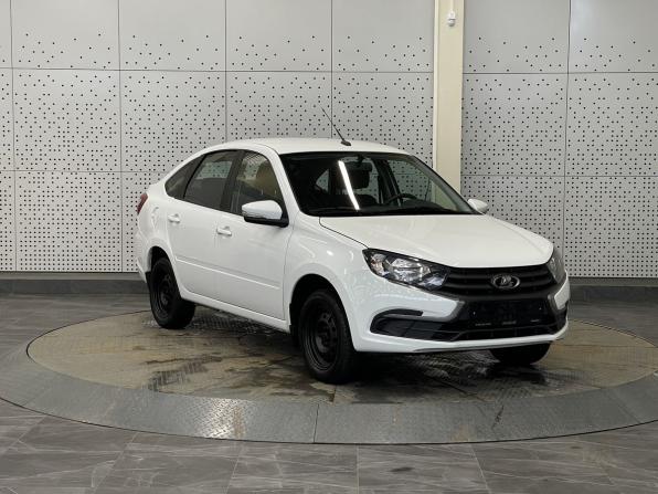 Lada (ВАЗ) Granta I Рестайлинг с пробегом 2023 года, цена 560 000 рублей, 47219 км, лифтбек, Автокод Объявления