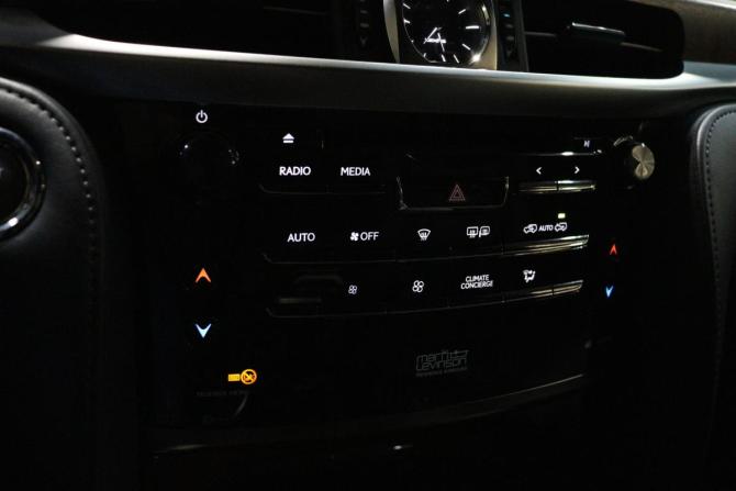 Lexus LX III Рестайлинг 2 с пробегом 2016 года, цена 7 245 000 рублей, 133348 км, внедорожник, Автокод Объявления