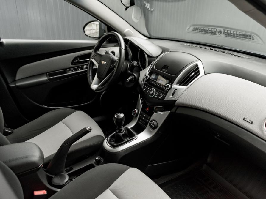 Chevrolet Cruze I Рестайлинг Екатеринбург  - изображение 13