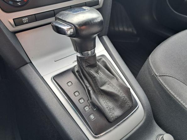 Skoda Octavia II (A5) Рестайлинг с пробегом 2013 года, цена 770 000 рублей, 259250 км, лифтбек, Автокод Объявления