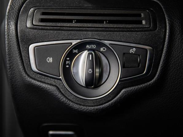 Mercedes-Benz C-Класс IV (W205) Рестайлинг с пробегом 2018 года, цена 2 449 500 рублей, 99950 км, седан, Автокод Объявления
