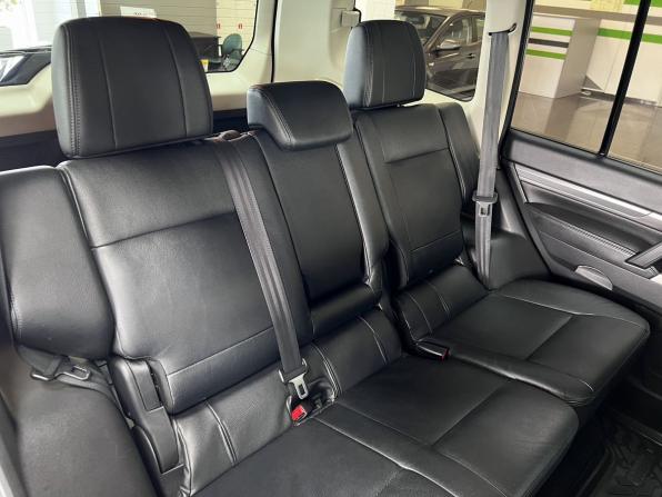 Mitsubishi Pajero IV Рестайлинг 2 с пробегом 2015 года, цена 2 480 000 рублей, 175438 км, внедорожник, Автокод Объявления