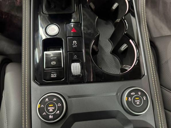 Новый Volkswagen Touareg III Рестайлинг 2025 года, цена 8 199 000 рублей, внедорожник, Автокод Объявления