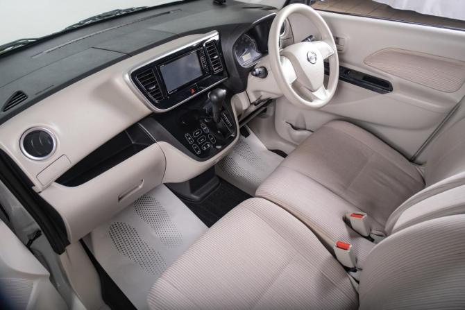 Nissan Dayz Roox I Рестайлинг с пробегом 2016 года, цена 999 000 рублей, 56000 км, хэтчбек, Автокод Объявления