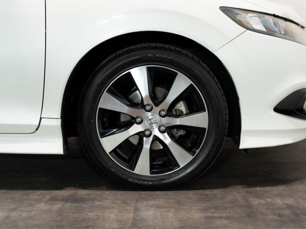 Honda Jade I с пробегом 2015 года, цена 1 330 000 рублей, 171900 км, компактвэн, Автокод Объявления