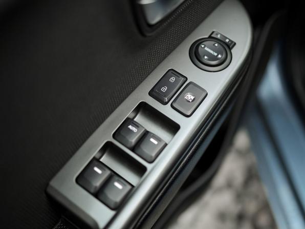 Kia Rio III Рестайлинг с пробегом 2015 года, цена 999 000 рублей, 108890 км, седан, Автокод Объявления