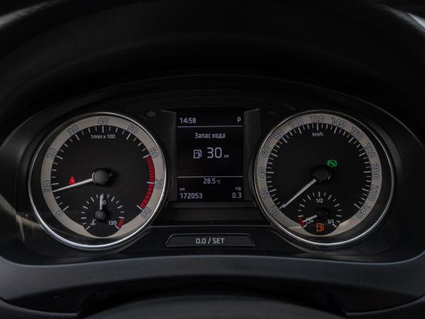 Skoda Rapid I Рестайлинг с пробегом 2018 года, цена 1 420 000 рублей, 172053 км, лифтбек, Автокод Объявления