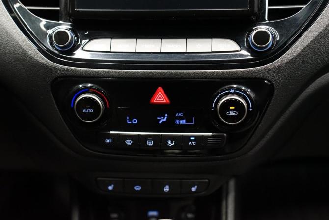Hyundai Solaris II Рестайлинг с пробегом 2020 года, цена 1 740 000 рублей, 134400 км, седан, Автокод Объявления