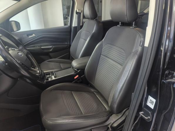 Ford Kuga II Рестайлинг с пробегом 2017 года, цена 1 410 000 рублей, 149085 км, внедорожник, Автокод Объявления
