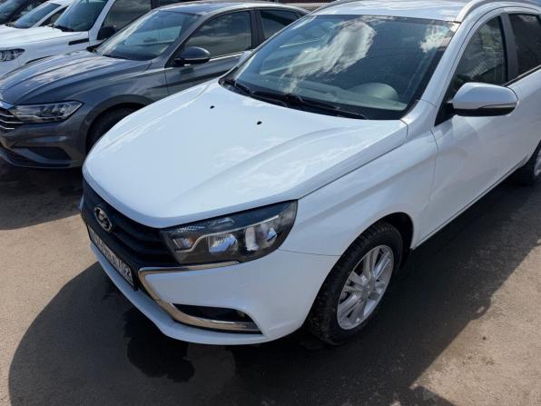 Lada (ВАЗ) Vesta I с пробегом 2018 года, цена 997 000 рублей, 110000 км, универсал, Автокод Объявления