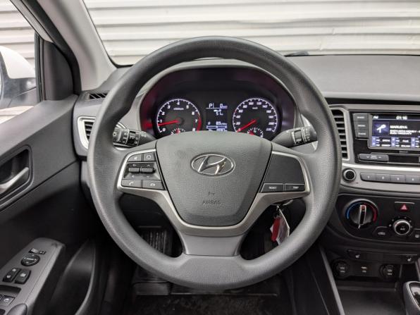Hyundai Solaris II Рестайлинг с пробегом 2022 года, цена 1 535 000 рублей, 89366 км, седан, Автокод Объявления