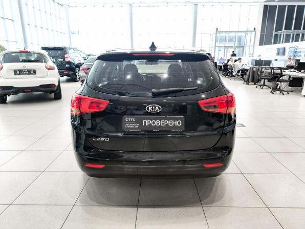 Kia Ceed II Рестайлинг с пробегом 2017 года, цена 1 450 000 рублей, 136556 км, универсал, Автокод Объявления